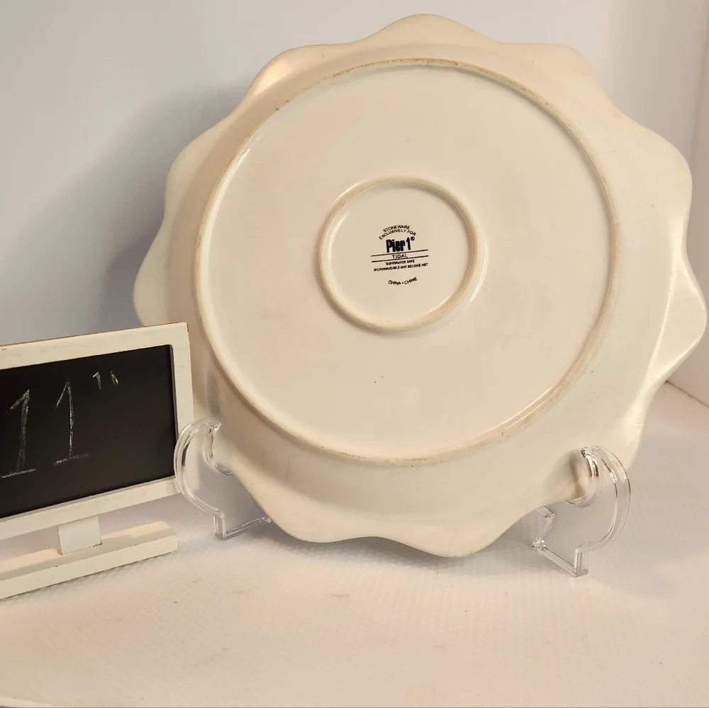 Pier 1 discontinued Tidal single dinner plate‎ blue green wave pattern ceramic